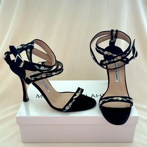 MANOLO BLAHNIK Heels